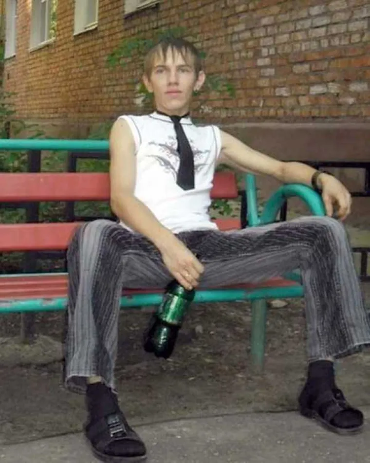 Kako prepoznati frajera? Uglavnom to ne možete učiniti prema izgledu ili načinu odijevanja, ali svakako možete prepoznati ljude koji se previ&scaron;e trude kako bi izgledali frajerski, &scaron;to god to značilo.