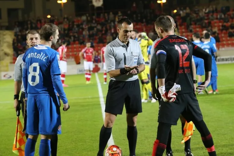 Split je u 15. kolu 1. HNL u Parku mladeži pobijedio Dinamo s 1:0 golom Petra Franjića u 38. minuti.