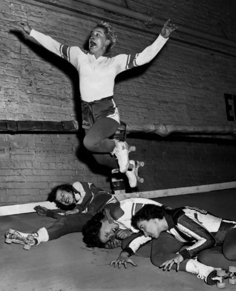 Ovako se mladež zabavljala sredinom 20. stoljeća. Dobra, stara vremena?