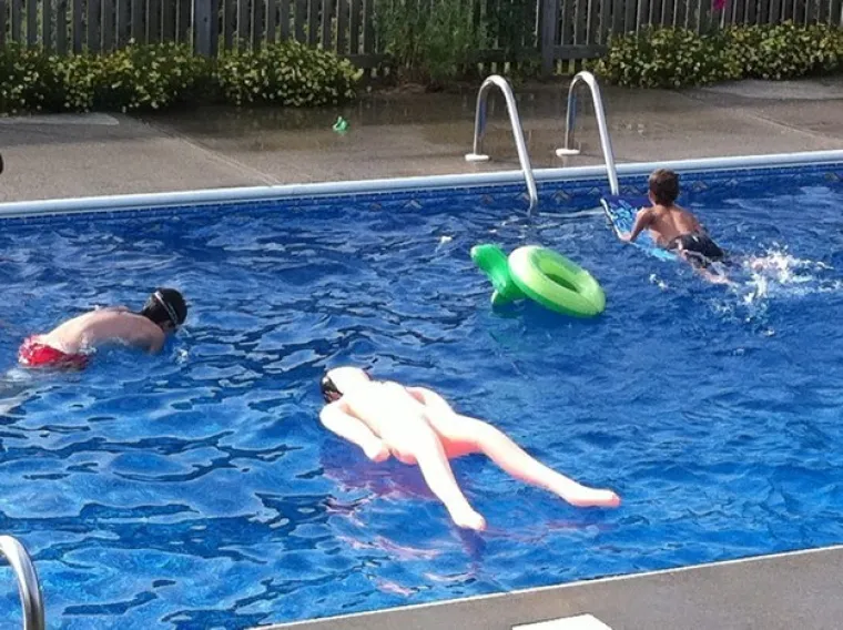 Istovremene lekcije iz plivanja i anatomije