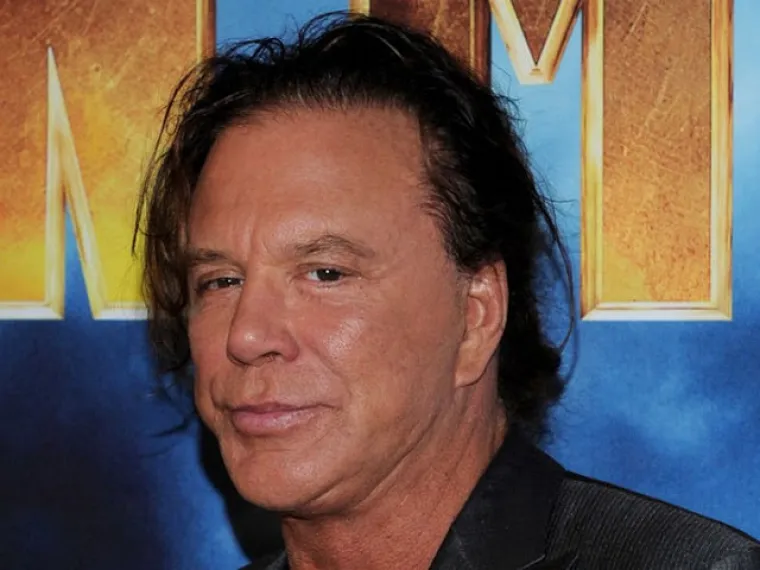 Kad se poznati unakaze plastičnim operacijama, rezultati mogu biti zastra&scaron;ujući