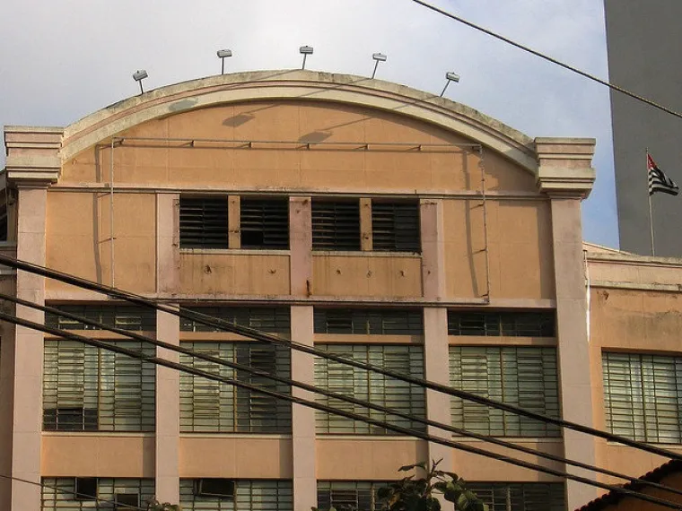 Na Novu Godinu 2007. 'zakon o čistom gradu' uzeo je maha i skinuto je preko 300.000 reklama.