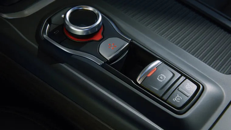 RENAULT TALISMAN: &Scaron;tedljiva i profinjena francuska limuzina