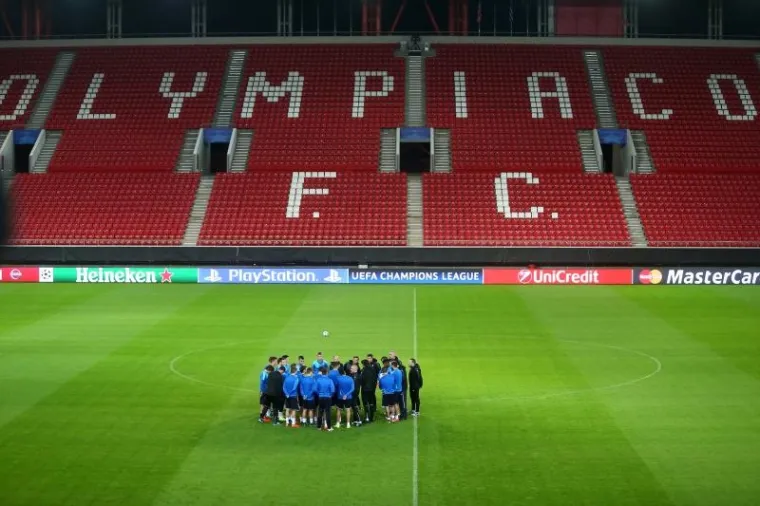 Večer uoči utakmice 4. kola Lige prvaka protiv Olympiakosa nogometa&scaron;i Dinama trenirali su na stadionu Karaiskakis u Pireju.