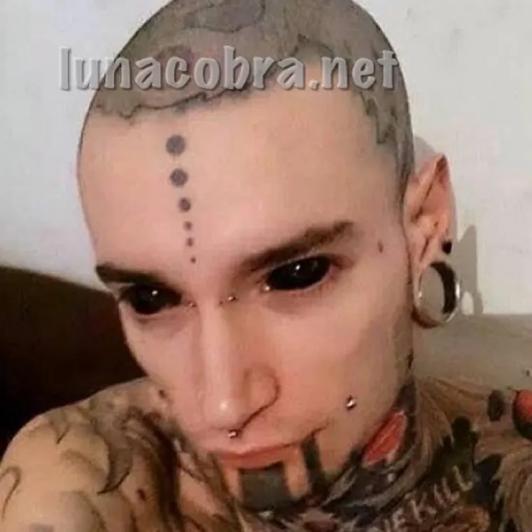 Tetoviranje očnih jabučica postalo je stvarnost i sve je vi&scaron;e onih koji ga žele