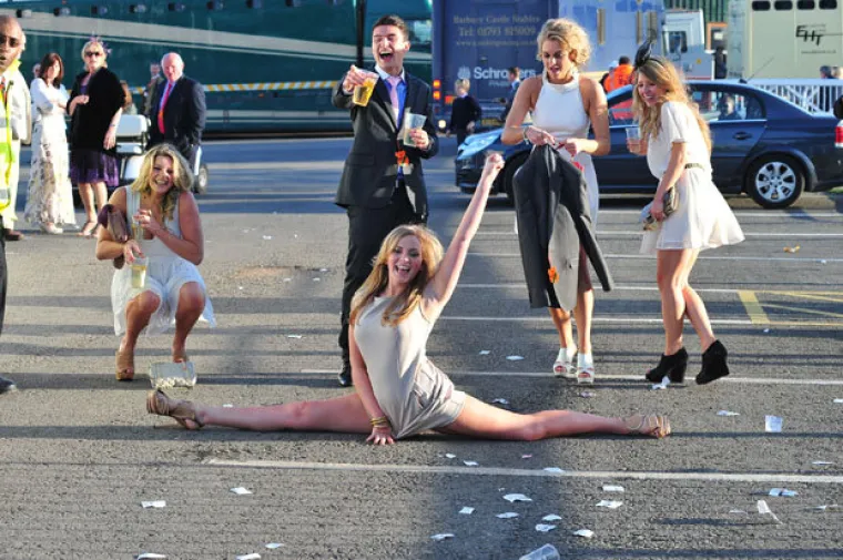 ČISTI RASPA&Scaron;OJ: Ako pogodite koji sport prati ova raskala&scaron;ena publika, svaka vam čast