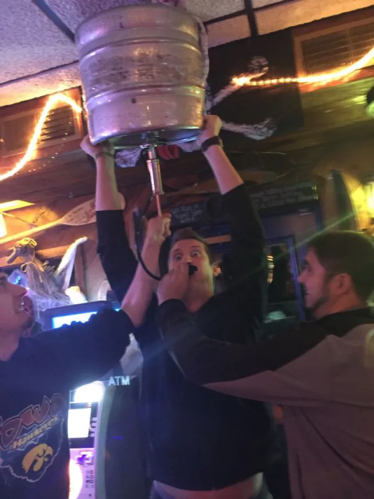 Budući alkoholičari ili samo nevina zabava? Slike govore tisuću riječi