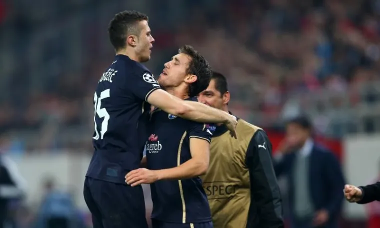 Olympiacos je s 2:1 pobijedio zagrebački Dinamo u 4. kolu Lige prvaka.
