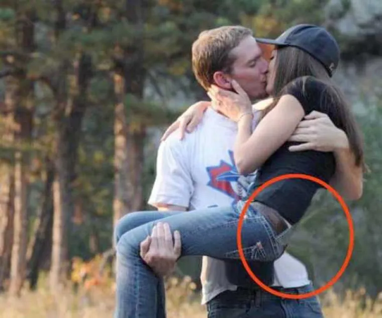 KOGA ONE MISLE ZAVARATI? Povećale si grudi i guze, ali svima je očito da lažu