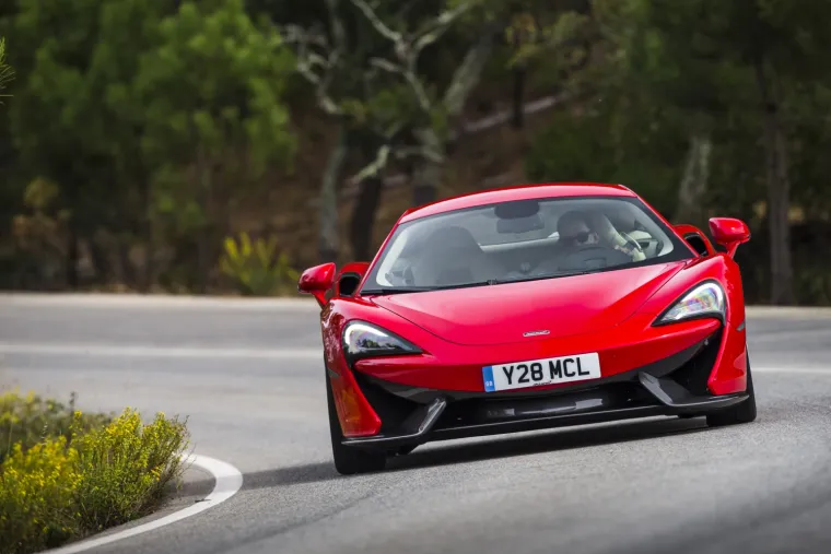 MCLAREN 570S COUPE: Kao da vozite Formulu 1, ali po znatno nižoj cijeni