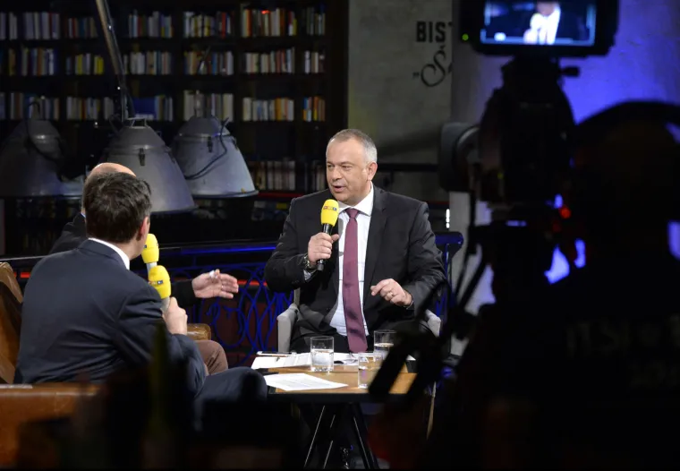 Vizualni spektakl RTL-a na glavnom zagrebačkom trgu i Zoran &Scaron;prajc s vama kroz izbore