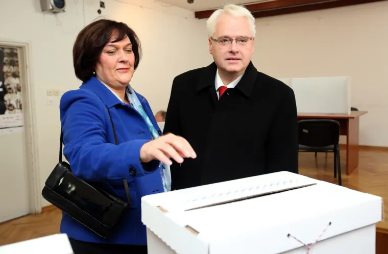Brojni hrvatski političari ispunili građansku dužnost: glasali su i Milanović, Karamarko, Bandić, Čačić, Sinčić...