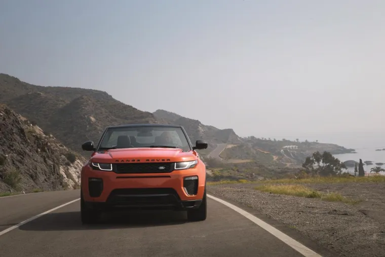 SVEVREMENSKA KLASIKA: Pogledajte dugo isčekivani Range Rover Evoque Cabrio