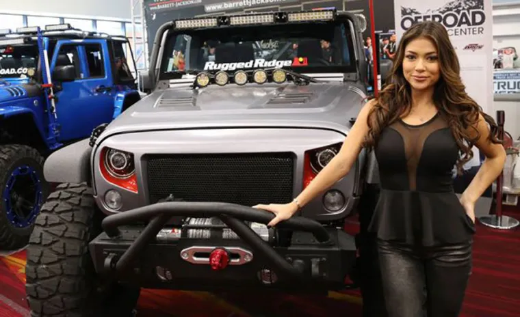 Sajam automobila u Las Vegasu, poznatiji kao SEMA (Specialty Equipment Market Association), svake godine okuplja najveće proizvođače automobila koji se predstavljaju s konceptnim modelima vozila.