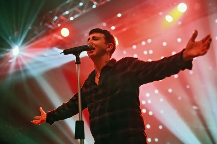 Evo kako je to izgledalo sinoć na koncertu Marca Almonda