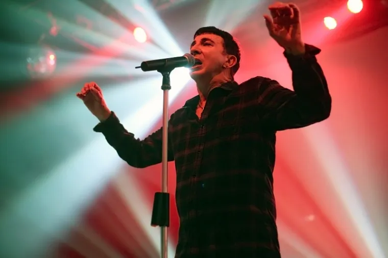 Evo kako je to izgledalo sinoć na koncertu Marca Almonda