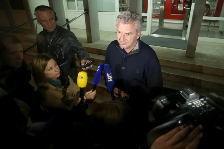 KRENUO LOV NA ZASTUPNIKE: SDP-ovci se okupili u sredi&scaron;njici