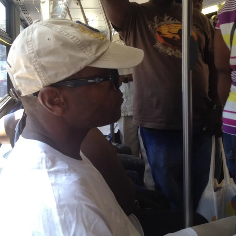 Ovaj ima stvarno posebnu dioptriju