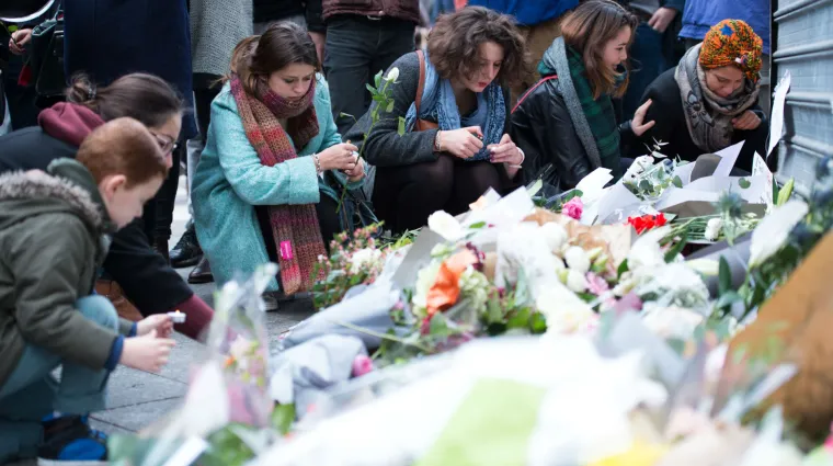 Parižani se opra&scaron;taju od svojih sugrađana koji su poginuli u terorističkom napadu