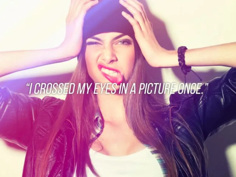 Na jednoj slici gledam u križ.