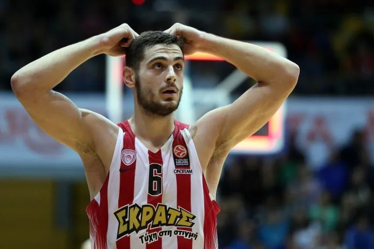 Zagrepčani su se odlično držali sve do treće četvrtine, koju su izgubili s 16:23 i dokraja nisu mogli nadoknaditi taj zaostatak.