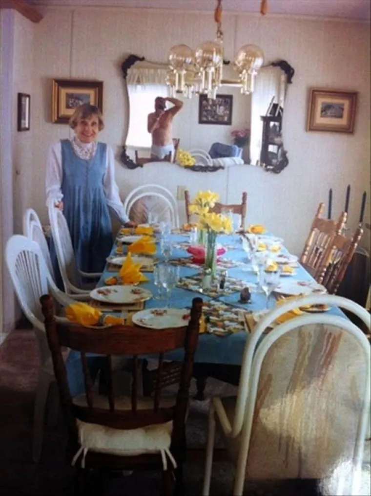 NISU PAZILI: Poku&scaron;ali ispasti face na fotkama, ali odao ih odraz