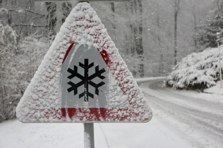 Snijeg zabijelio Hrvatsku, pogledajte fotografije koje nam &scaron;aljete