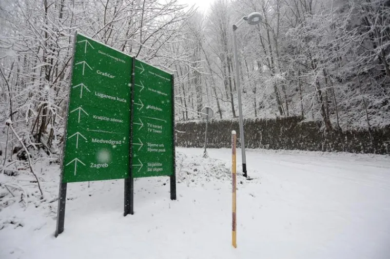 Snijeg zabijelio Hrvatsku, pogledajte fotografije koje nam &scaron;aljete
