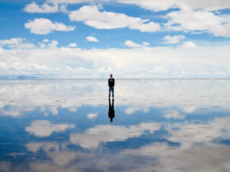 Salar de Uyuni u Boliviji najveća je slana ravnica na svijetu.