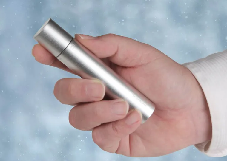 Grijač za ruke koji vam može napuniti telefon za 35 dolara.