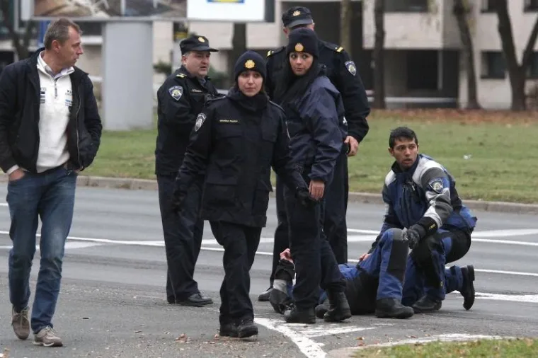 Stradao policajac koji je osiguravao prolazak Joea Bidena