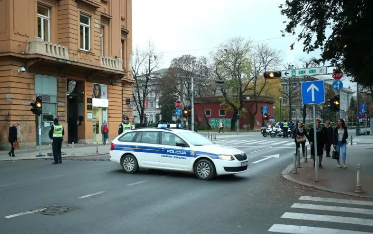 Prometne gužve u gradu nastale prilikom dolaska američkog potpredsjednika