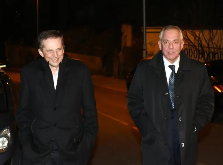 NAKON TRI GODINE: Ćaća se pje&scaron;ke vratio kući