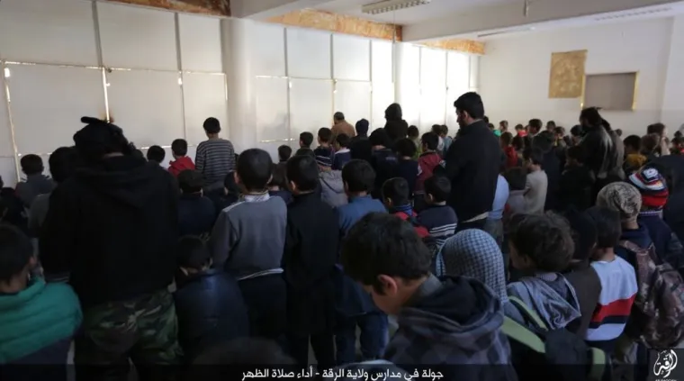 Fotografija snimljena u &scaron;koli Islamske države.