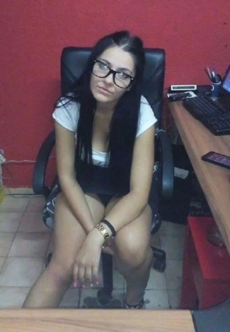 Dečko vam stalno visi u kladionici? Možda nije kockar, možda je samo - ženskar