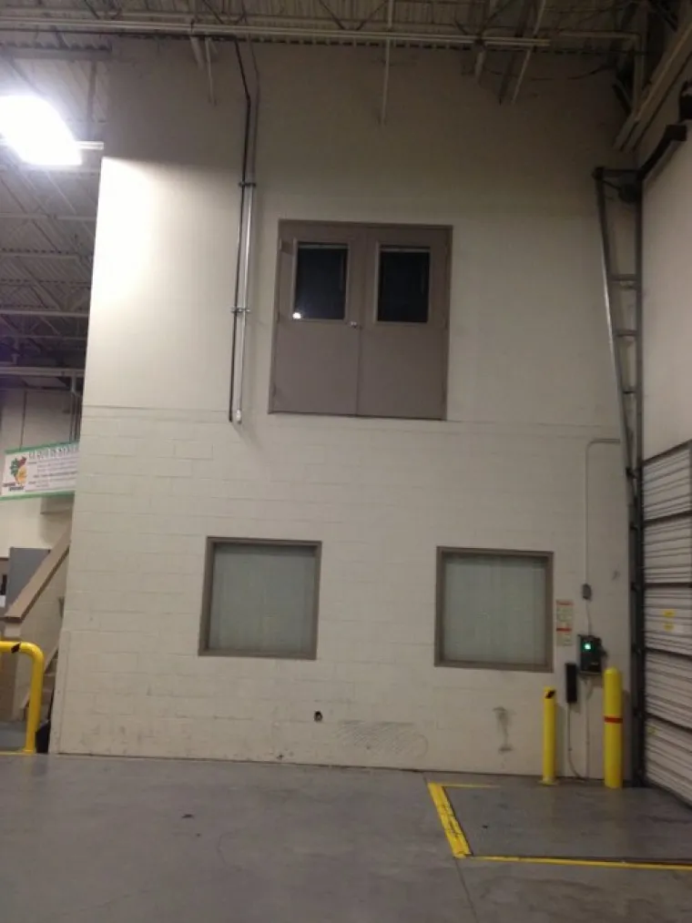 Pijani majstori upropastili im domove, ulice, kafiće... čuvajte ih se!