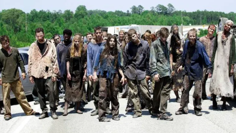 Zombi apokalipsa je već počela i to u Americi, baš kao u filmovima!