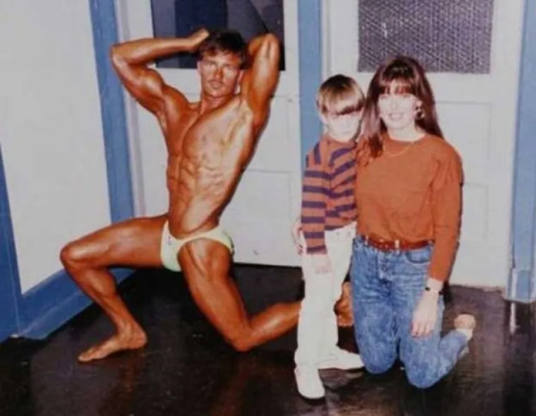 Razmetanje svojim tijelom nije ništa novo, no neki ljudi stvarno nemaju nimalo stila. Što se dogodi kada dođe do nesretnog spoja bizarnog izgleda i neukusa, svakako pogledajte u galeriji.