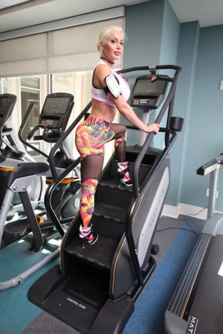 &Scaron;vedska ljepotica potro&scaron;ila 120.000 dolara da bi izgledala... ovako