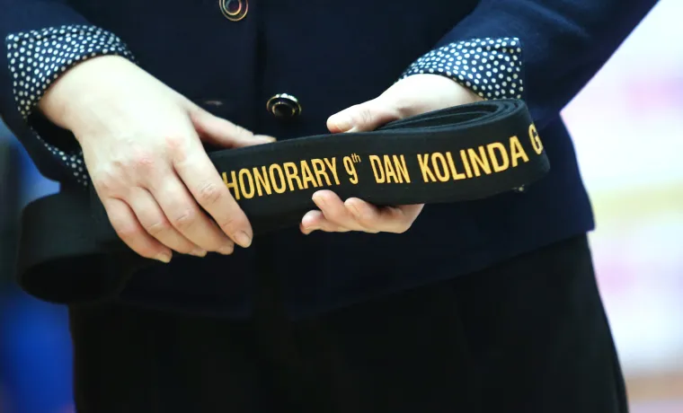 S predsjednicom više nema šale: od sada je nositeljica crnog pojasa 9. dana