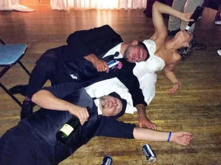 Popili 'jednu za put' i vi&scaron;e se ne sjećaju kako su zavr&scaron;ili u ovakvom stanju