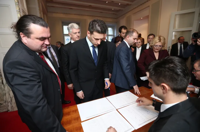 Konstituirajuća sjednica Sabora