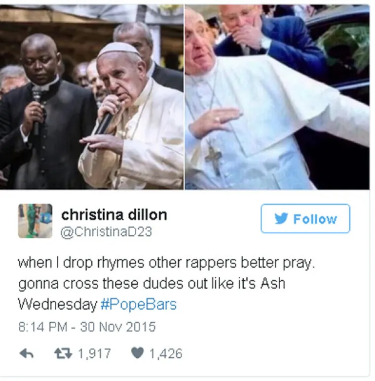 Papa Franjo drži mikrofon kao reper pa je dobio i takav tretman