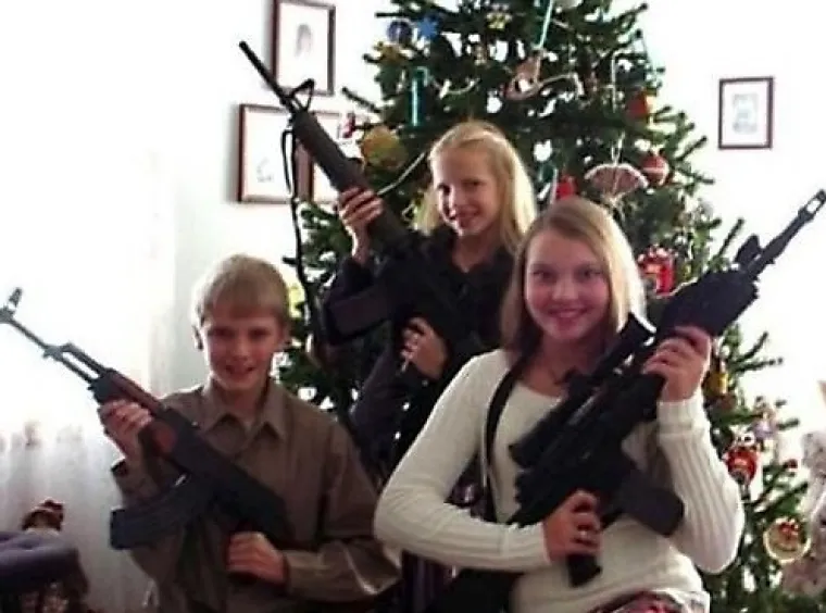 Božić je uranio! Barem za sve one koji za poklon žele tuđe neugodne prizore...