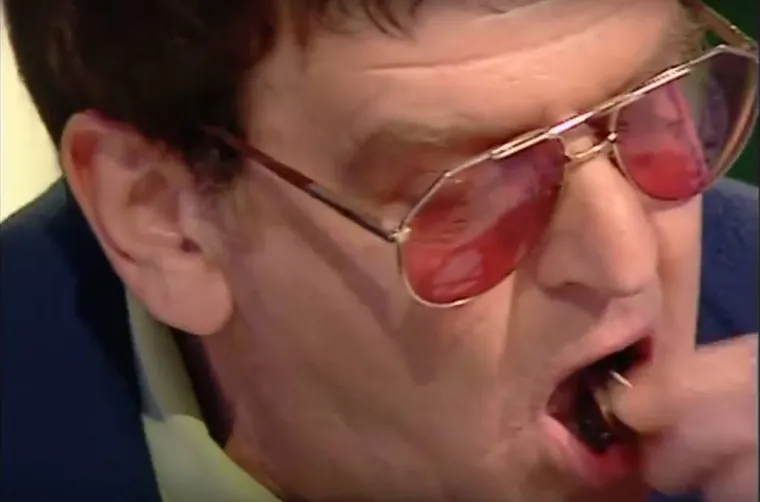 Ken Edwards pojeo je 36 žohara u jednoj minuti. Namjerno...