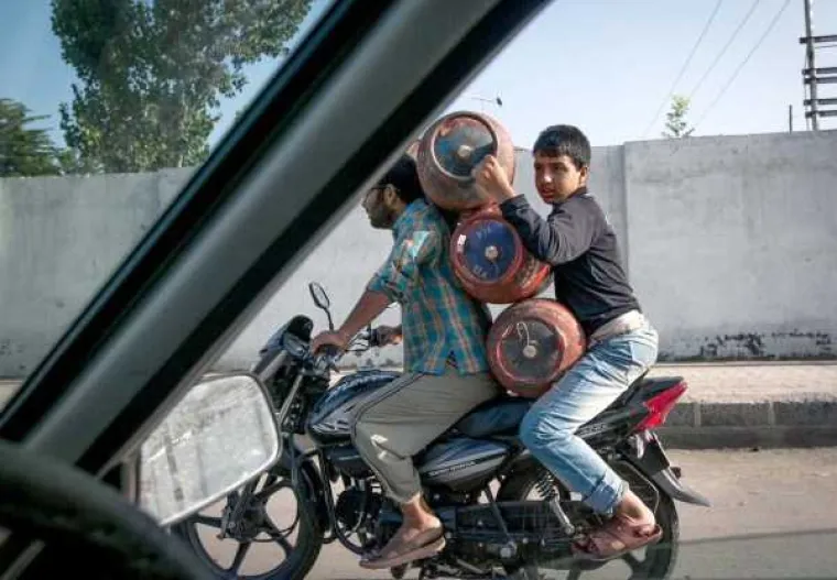 Zbog kakvih sve gluposti ljudi riskiraju život? Te&scaron;ko je povjerovati...