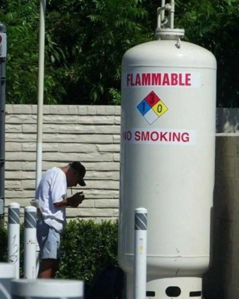 Zbog kakvih sve gluposti ljudi riskiraju život? Te&scaron;ko je povjerovati...