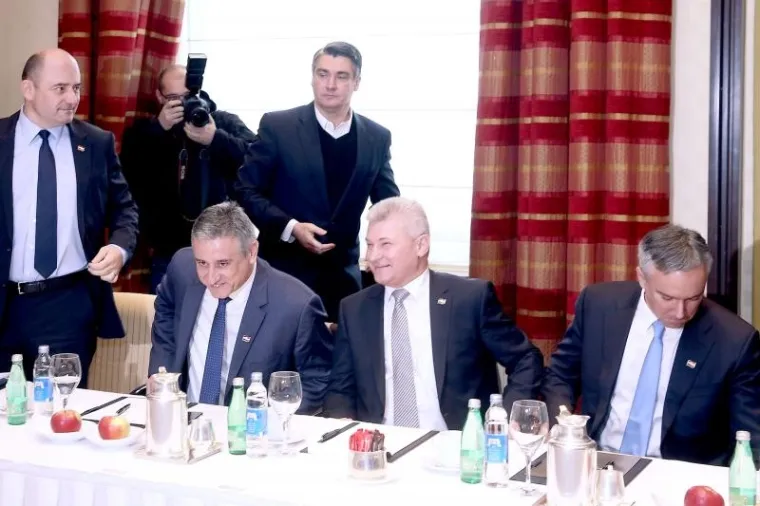 Među njima su bili i lideri stranaka Tomislav Karamarko i Zoran Milanović.
