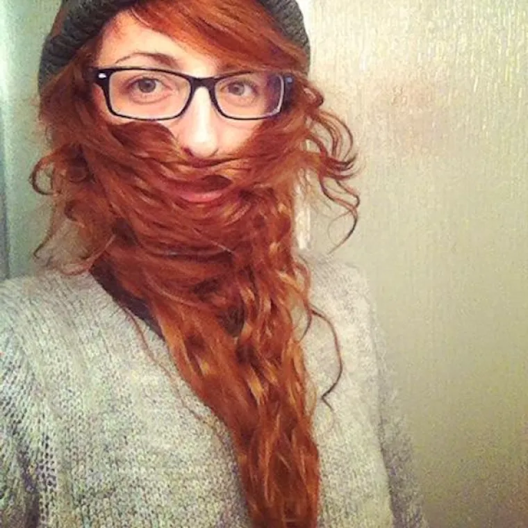 Mu&scaron;ke punđe bile su samo početak, sada imamo i bradate cure!