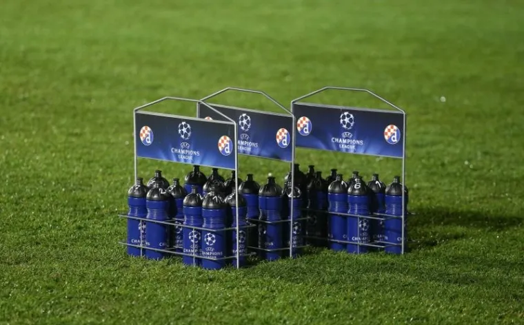 TRENING DINAMA UOČI BAYERNA: Guardiola na presici, Modri na travnjaku